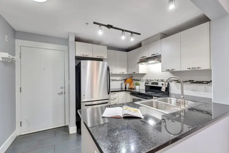 308 7478 BYRNEPARK WALK - photo 4 of 25