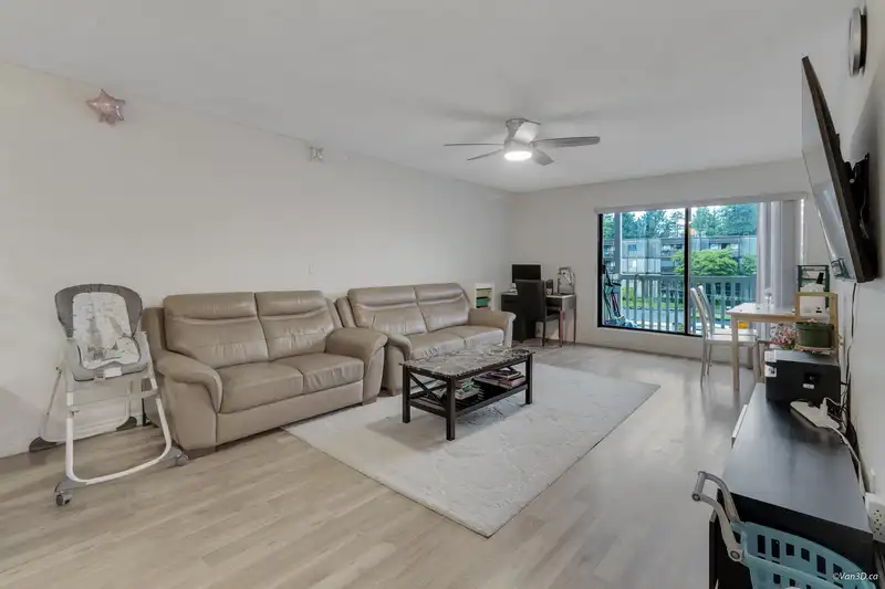 202 13525 96 AVENUE - photo 4 of 18