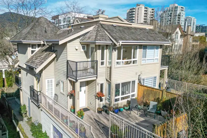 220 W 15TH STREET - photo 1 of 40