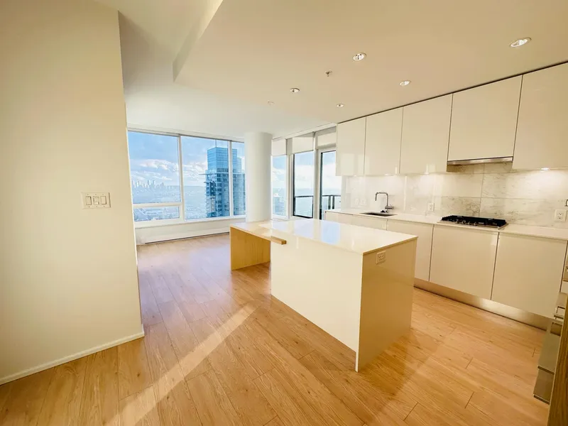 5007 4510 HALIFAX WAY - photo 2 of 21