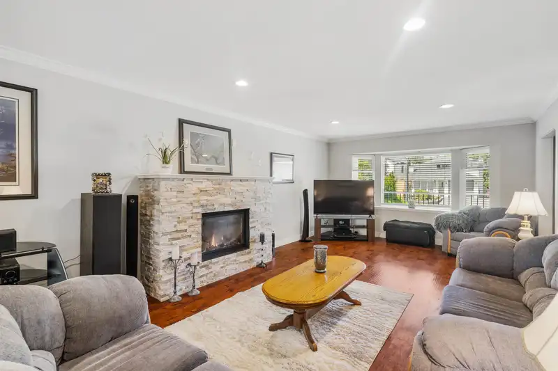 12192 234 STREET - photo 4 of 22