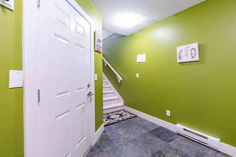 1 9000 GRANVILLE AVENUE - photo 3 of 33