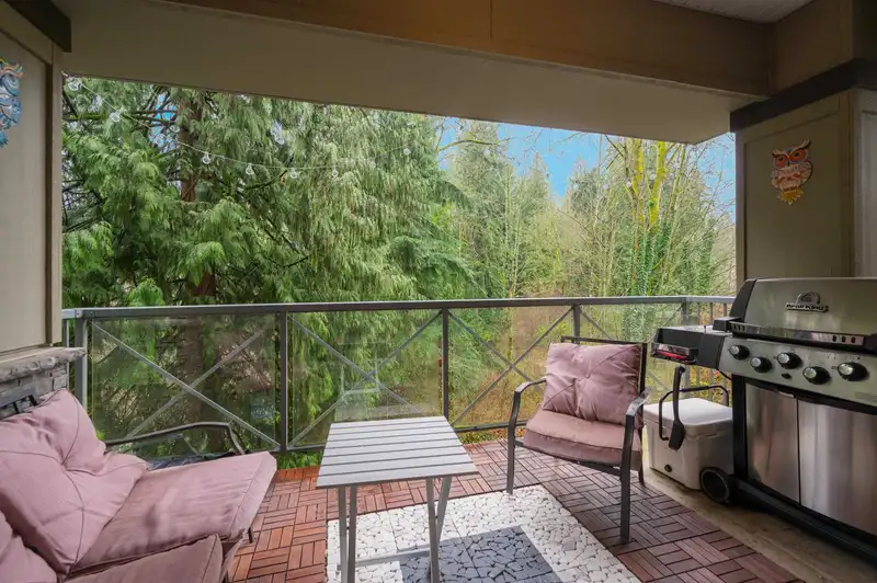 204 33328 E BOURQUIN CRESCENT - photo 3 of 27