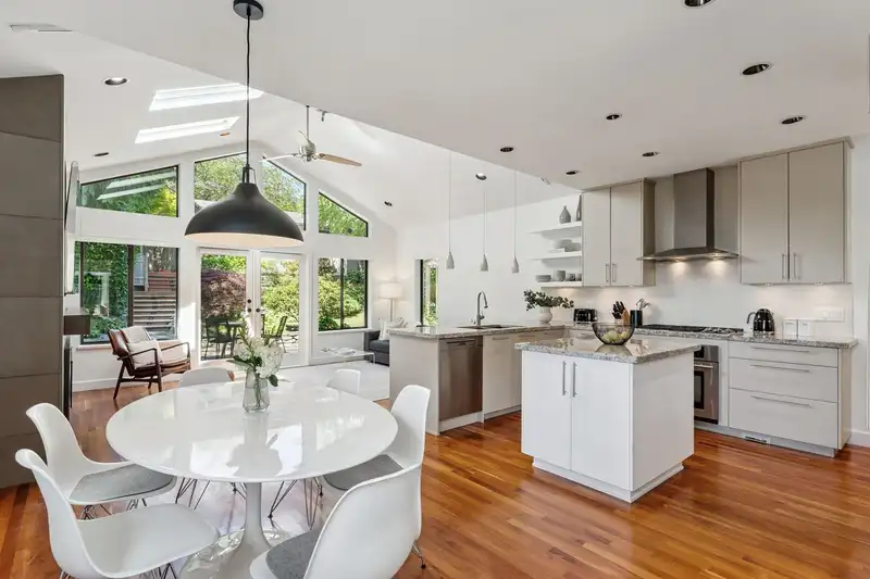 186 W KINGS ROAD - photo 1 of 38