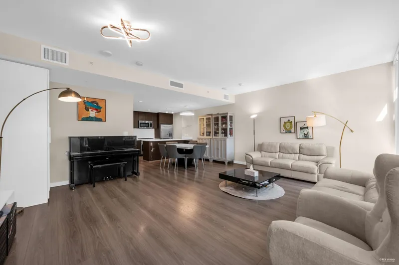 TH16 8677 CAPSTAN WAY - photo 1 of 25