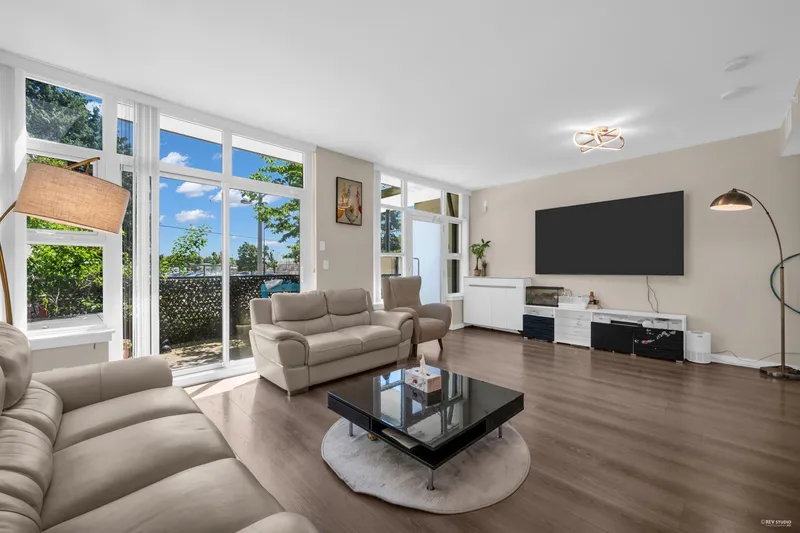 TH16 8677 CAPSTAN WAY - photo 4 of 25