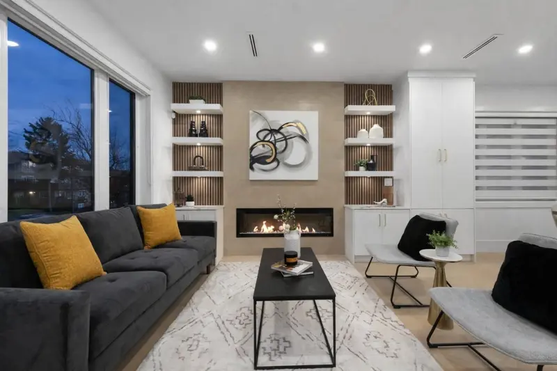 2 7361 FRASER STREET - photo 1 of 25