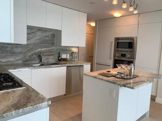 904 175 VICTORY SHIP WAY - photo 3 of 15