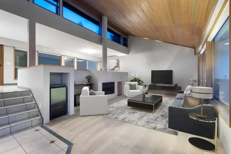 834 WASHINGTON DRIVE - photo 4 of 17