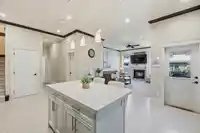 17351 3A AVENUE - thumbnail 10
