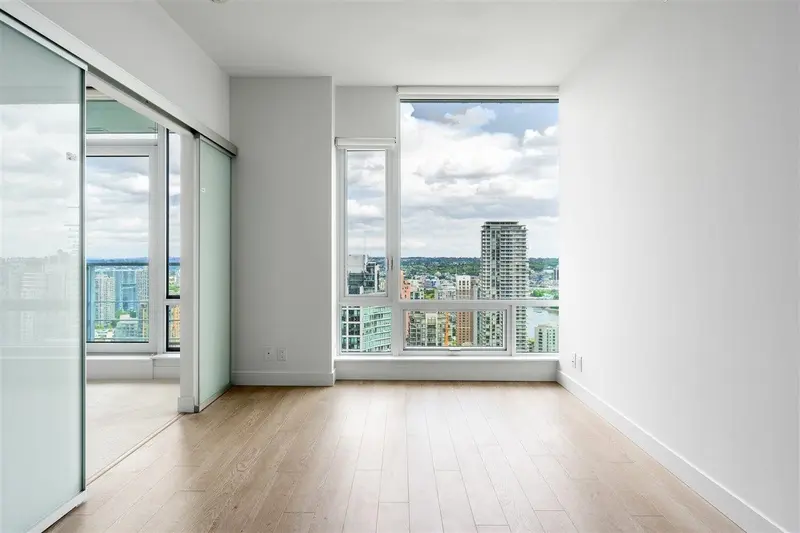 3505 1283 HOWE STREET - photo 2 of 10