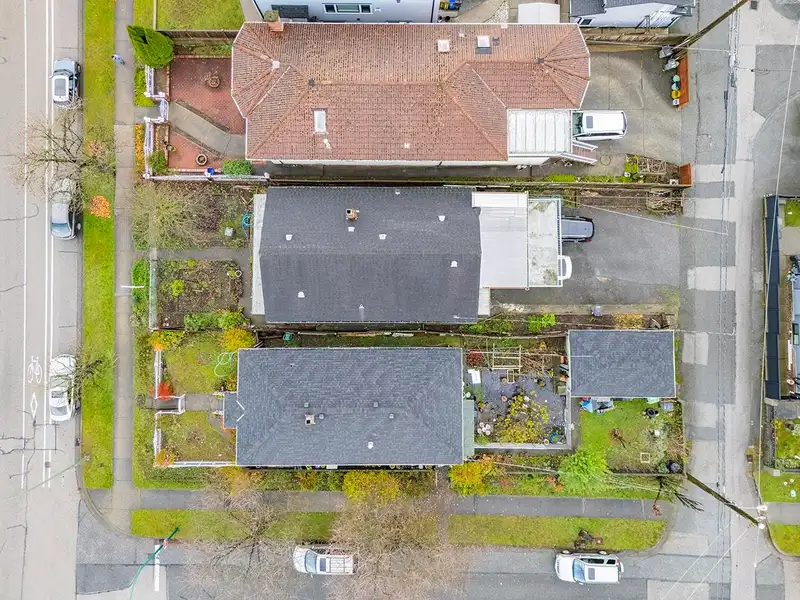 3315 RUPERT STREET - photo 4 of 4