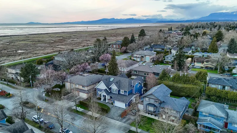 3131 FRANCIS ROAD - photo 2 of 24