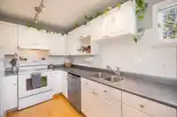 303 1528 BOWSER AVENUE - thumbnail 9