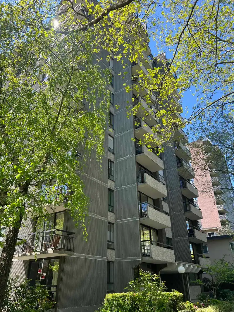 801 1720 BARCLAY STREET - photo 1 of 15