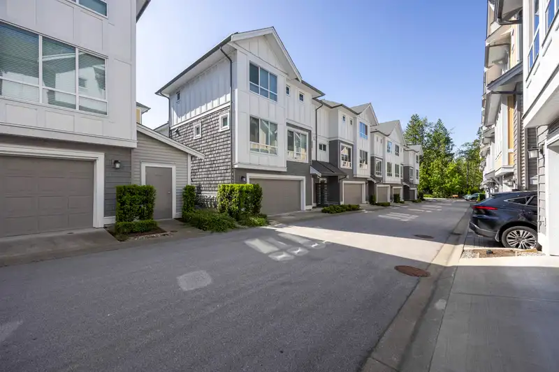 58 9688 162A STREET - photo 1 of 24