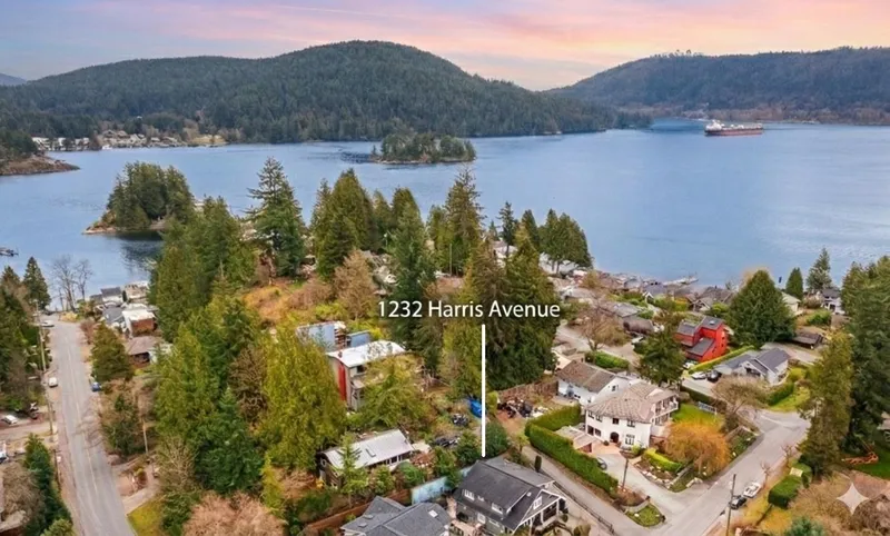 1232 HARRIS AVENUE - photo 2 of 25