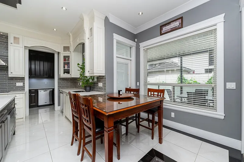 8917 134B STREET - photo 1 of 1