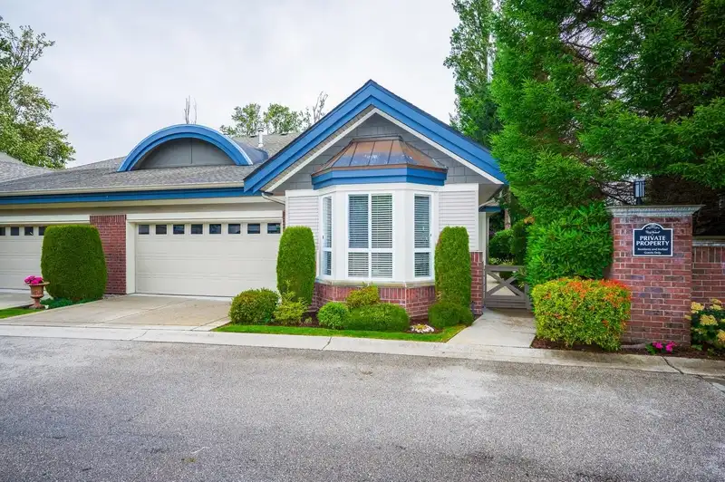 1 6105 RIVER ROAD - photo 2 of 26
