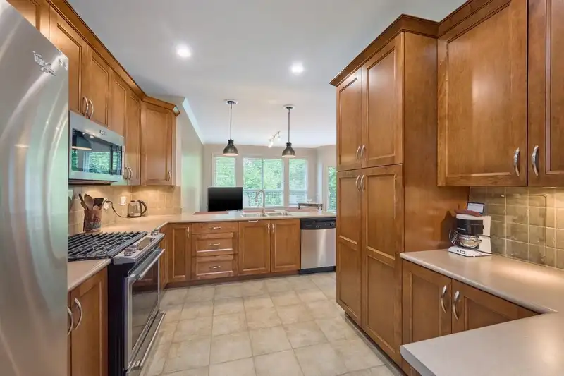 1 6105 RIVER ROAD - photo 4 of 26