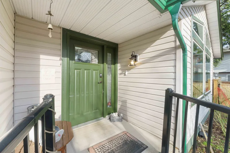 19379 CUSICK CRESCENT - photo 3 of 25