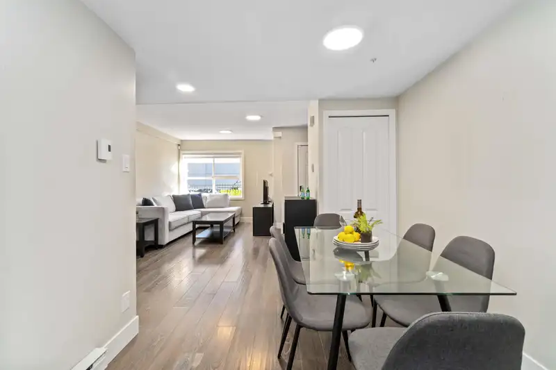 5633 SENLAC STREET - photo 4 of 23