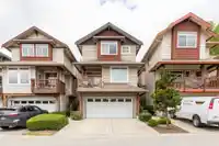 15 2381 ARGUE STREET - thumbnail 2