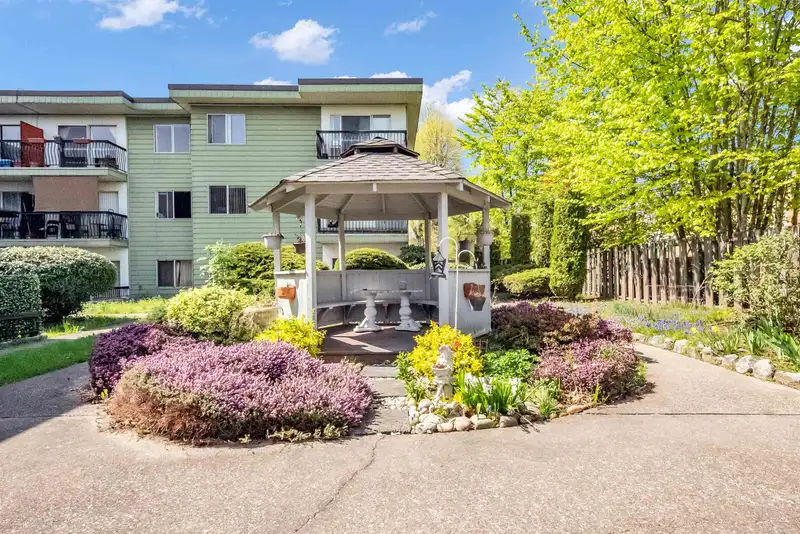 137B 8635 120 STREET - photo 1 of 23