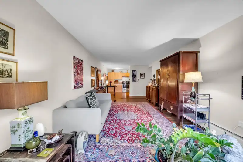 137B 8635 120 STREET - photo 2 of 23