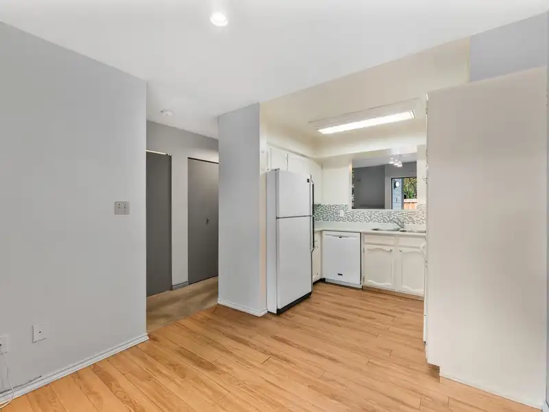 19 3851 BLUNDELL ROAD - photo 2 of 20