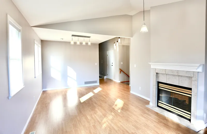 39 2068 WINFIELD DRIVE - photo 4 of 21