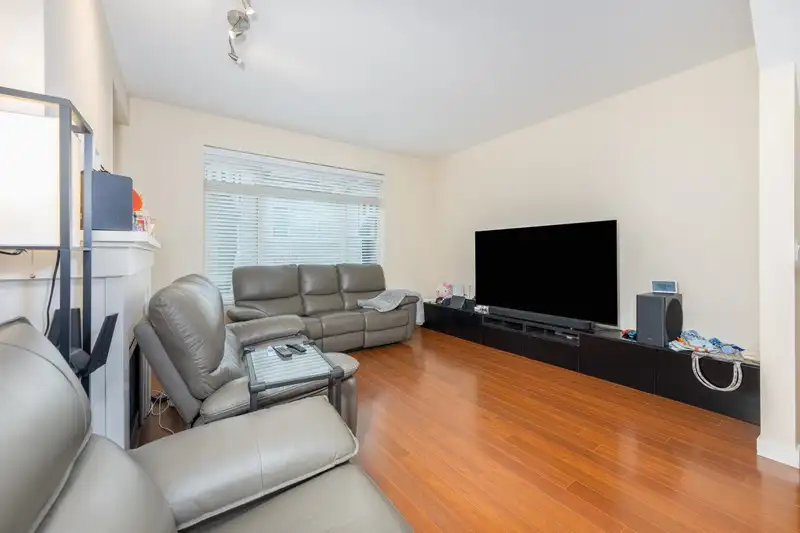 28 10605 DELSOM CRESCENT - photo 3 of 28