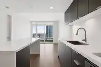 1909 8189 CAMBIE STREET - thumbnail 2