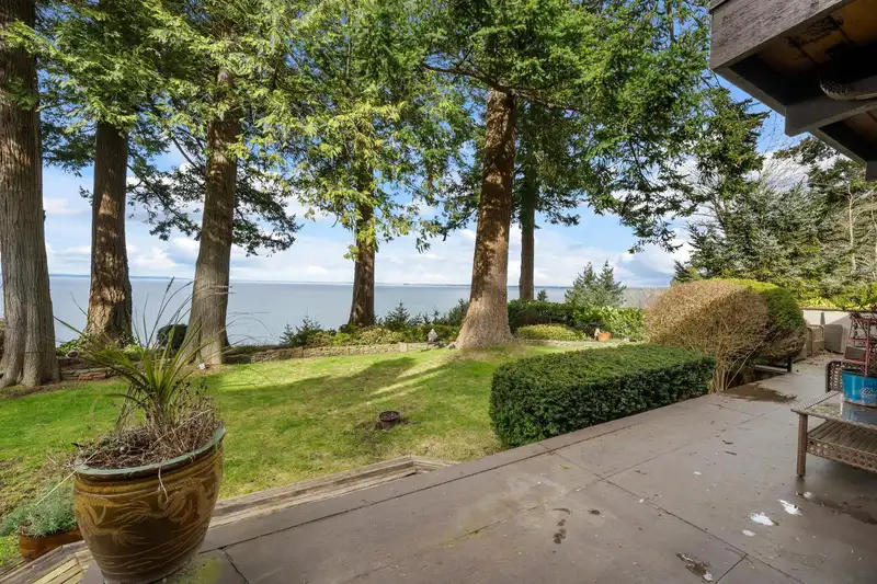2351 CHRISTOPHERSON ROAD - photo 4 of 40