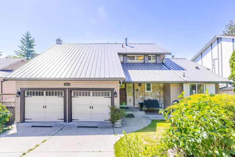 35210 ROCKWELL DRIVE - photo 1 of 25