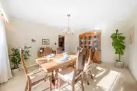 895 ELVEDEN ROW - thumbnail 8