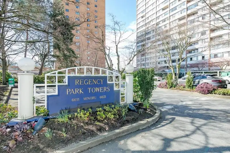 1001 6631 MINORU BOULEVARD - photo 2 of 17