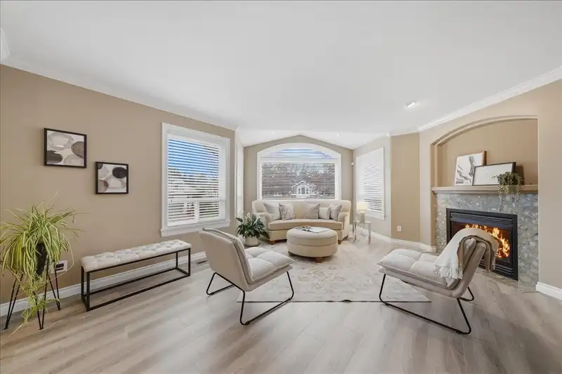 22727 127TH AVENUE - photo 2 of 38