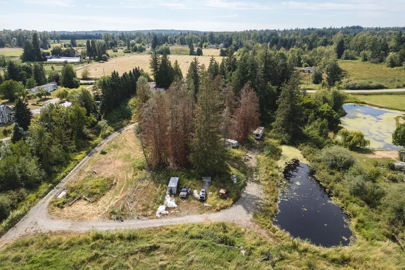 488 240 STREET - photo 4 of 24