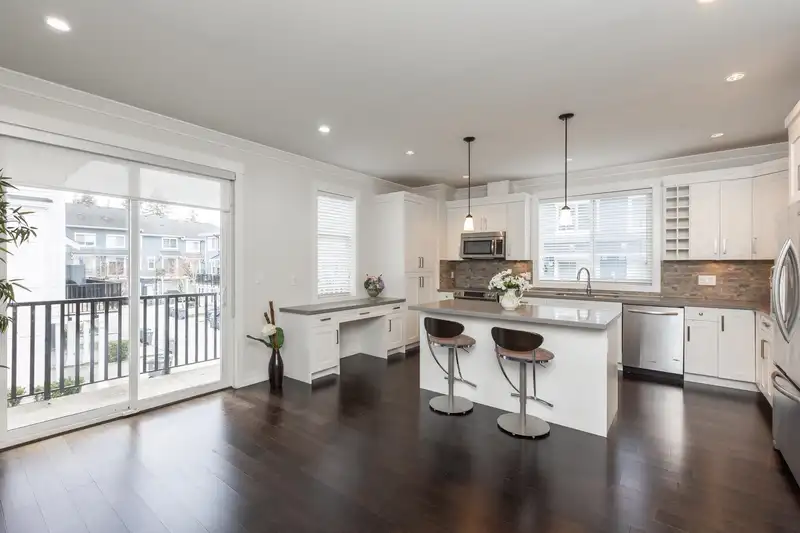 66 16458 23A AVENUE - photo 3 of 40