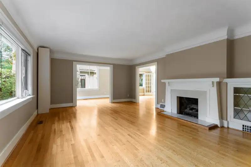 5861 ADERA STREET - photo 4 of 25