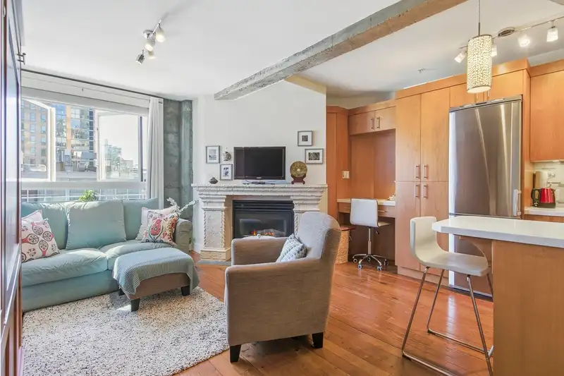 512 1216 HOMER STREET - photo 1 of 32