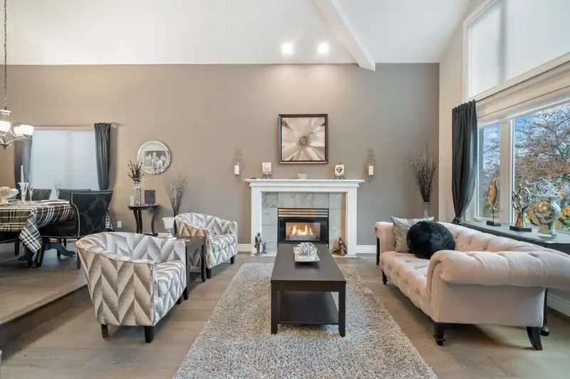 1563 WINTERGREEN PLACE - photo 3 of 40