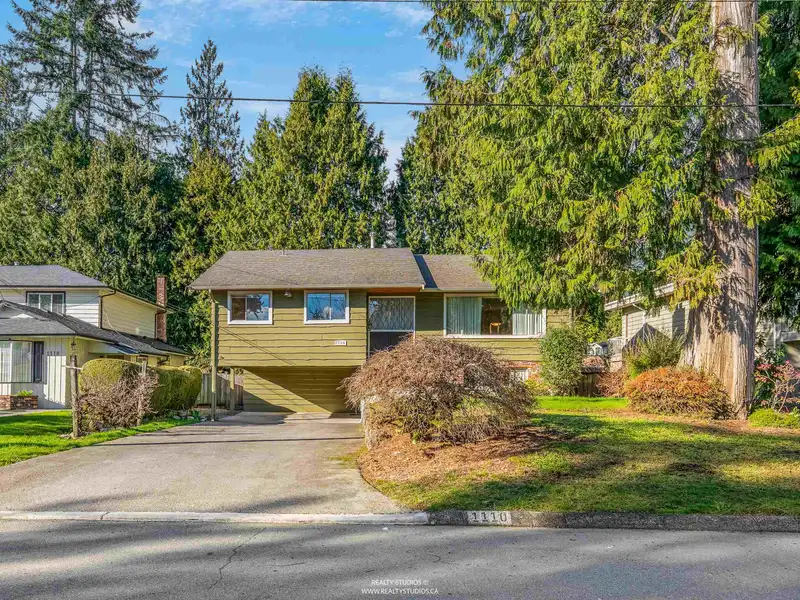 1110 LODGE ROAD - photo 1 of 39
