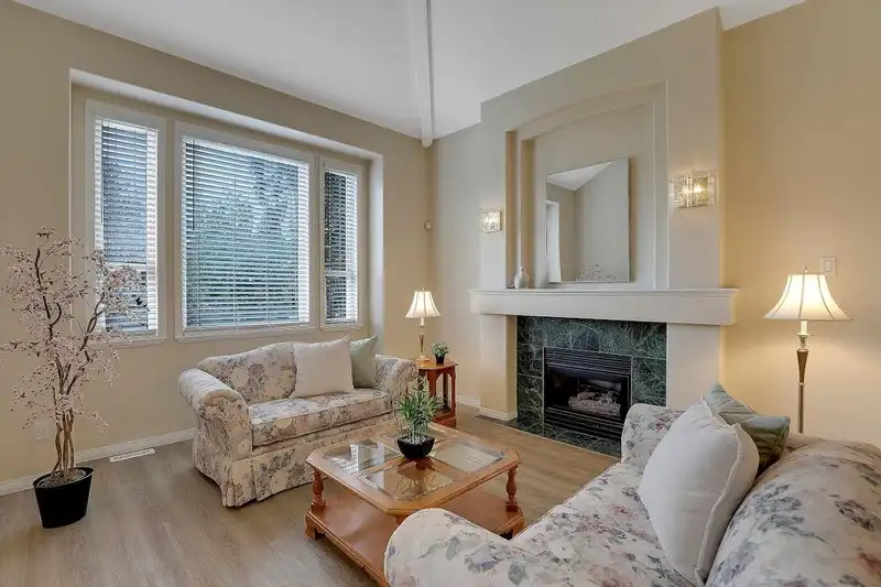 8020 KESTREL COURT - photo 2 of 36