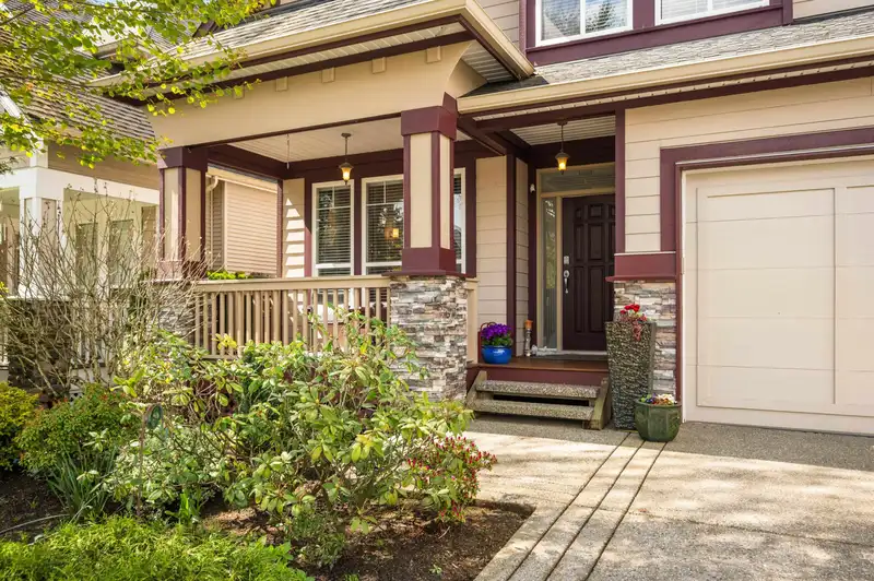 7267 201 STREET - photo 2 of 40