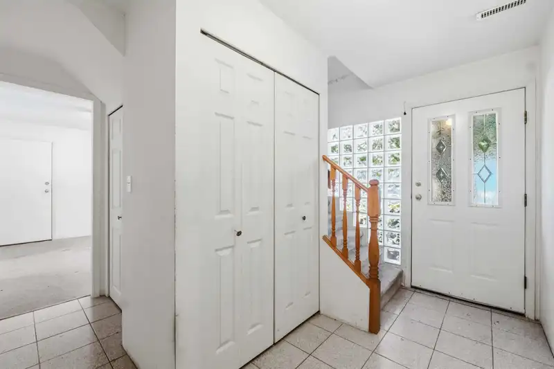 19741 47 AVENUE - photo 3 of 39