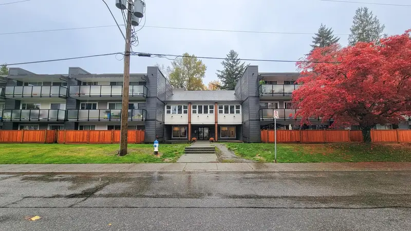 214 33400 BOURQUIN PLACE - photo 1 of 23