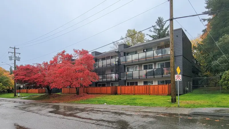 214 33400 BOURQUIN PLACE - photo 2 of 23