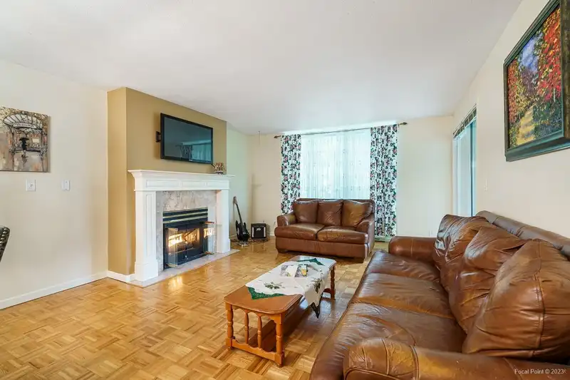 206 9767 140 STREET - photo 2 of 39